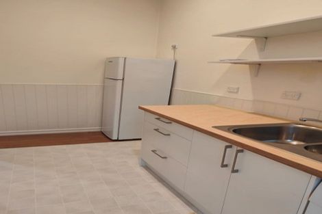 Photo of property in 105 Winara Avenue, Waikanae, 5036