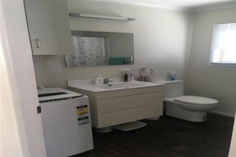 Photo of property in 45a Barnhill Crescent, Pahurehure, Papakura, 2113