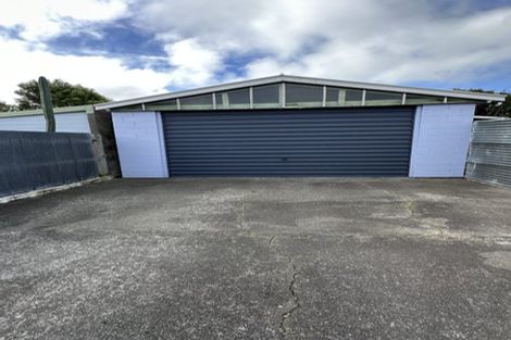 Photo of property in 11 Lyndhurst Crescent, Aranui, Christchurch, 8061