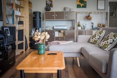 Photo of property in 2/24 Cranberry Place, Bucklands Beach, Auckland, 2012