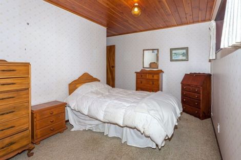 Photo of property in 207 Marie Crescent, Whangamata, 3620