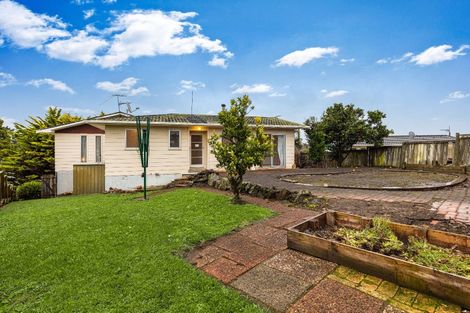 Photo of property in 58 Archmillen Avenue, Pakuranga Heights, Auckland, 2010