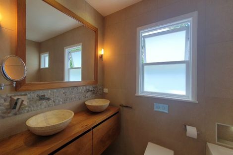 Photo of property in 51 Ngataringa Road, Devonport, Auckland, 0624