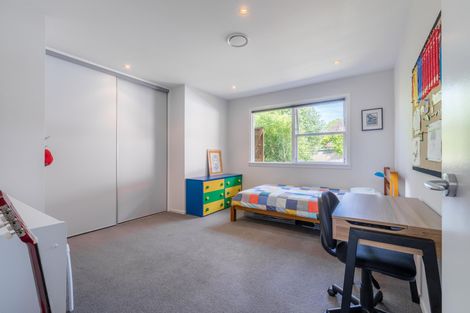 Photo of property in 50 La Rosa Street, Green Bay, Auckland, 0604