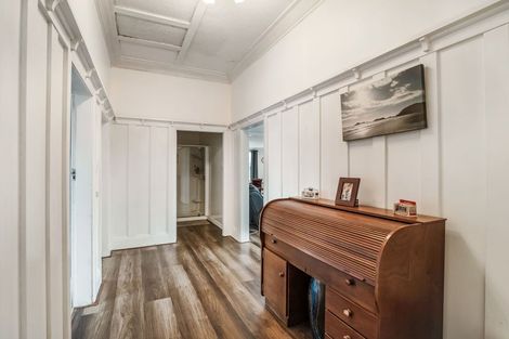 Photo of property in 267 High Street, Dannevirke, 4930