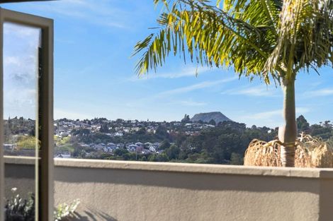 Photo of property in 30 Amberley Crescent, Bethlehem, Tauranga, 3110