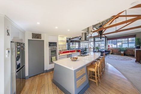 Photo of property in 5 Edge Hill, Mount Victoria, Wellington, 6011