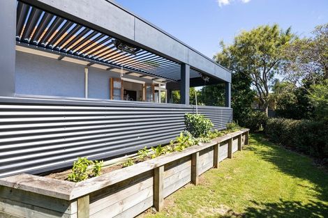 Photo of property in 2 Norman Street, Lower Vogeltown, New Plymouth, 4310