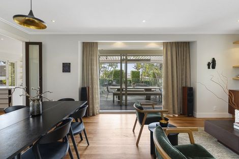 Photo of property in 34 Edgars Road, Westmere, Auckland, 1022