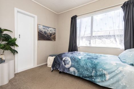 Photo of property in 9 Hilton Grove, Kelvin Grove, Palmerston North, 4414