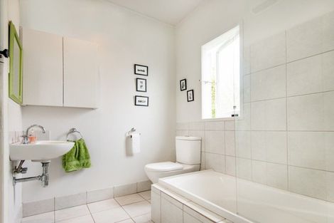 Photo of property in 903 Albert Street, Parkvale, Hastings, 4122