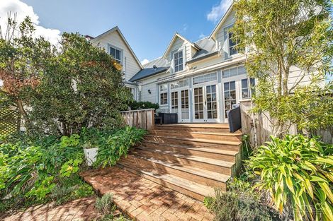 Photo of property in 1022 No 2 Line, Fordell, Whanganui, 4572