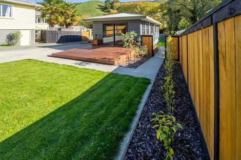 Photo of property in 2/102 Emano Street, Toi Toi, Nelson, 7010