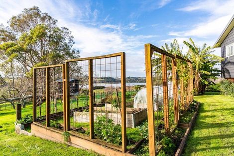 Photo of property in 147 Petley Road, Paparoa, 0571