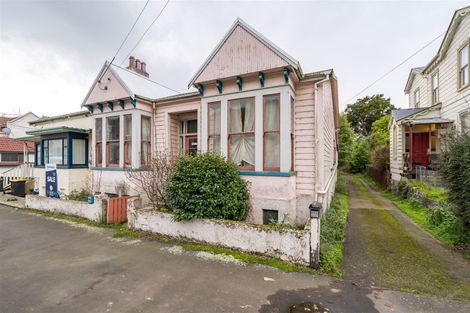 Photo of property in 52 Maitland Street, Dunedin Central, Dunedin, 9016