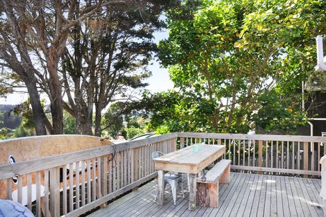 Photo of property in 23 Cumberland Street, Leigh, 0985