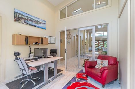 Photo of property in 15 Tarahunga Road, Levin, 5571