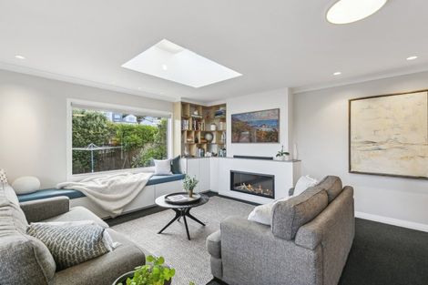 Photo of property in 89 Tauhinu Road, Miramar, Wellington, 6022