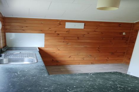 Photo of property in 9 Cottam Grove, Northcross, Auckland, 0632