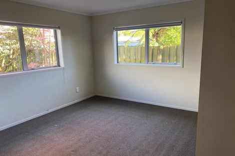 Photo of property in 19 Lyn Street, Lynmouth, New Plymouth, 4310