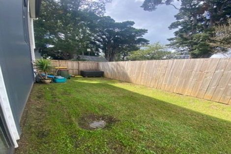 Photo of property in 15 Rangimarie Close, Opaheke, Papakura, 2113