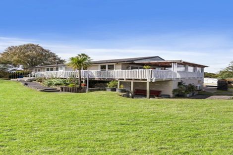 Photo of property in 32 Windy Ridge Road, Glenfield, Auckland, 0629