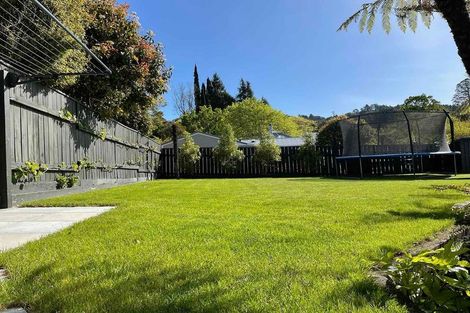 Photo of property in 6 Fendalton Crescent, Pinehaven, Upper Hutt, 5019