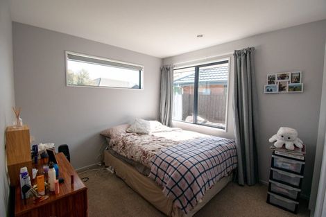 Photo of property in 10 Puhara Avenue, Parklands, Christchurch, 8083
