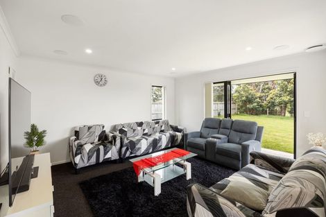Photo of property in 51 Edgeview Crescent, Fitzroy, Hamilton, 3206