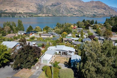 Photo of property in 50 Beacon Point Road, Wanaka, 9305
