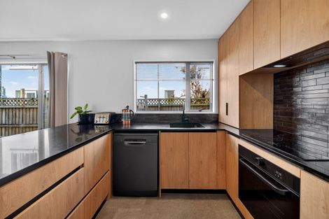 Photo of property in 2/197 Milton Street, Sydenham, Christchurch, 8023