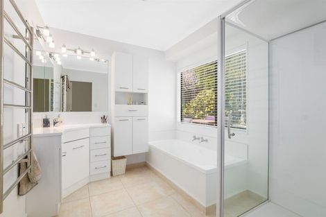 Photo of property in 39 Leeward Drive, Whitby, Porirua, 5024