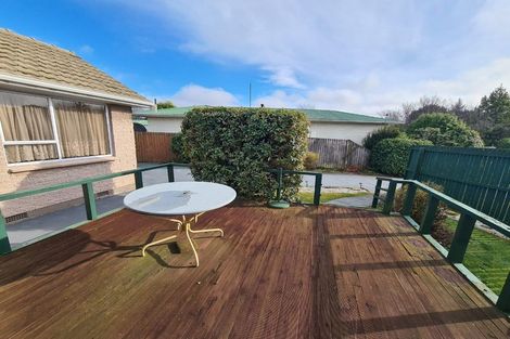 Photo of property in 33 Warren Crescent, Hillmorton, Christchurch, 8025