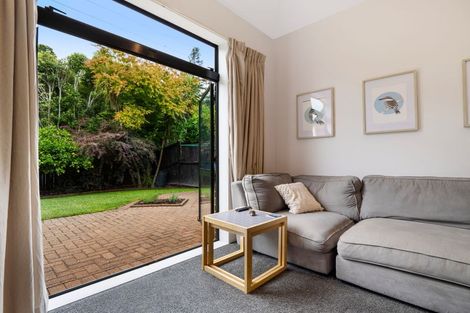 Photo of property in 4 Libra Place, Kawaha Point, Rotorua, 3010