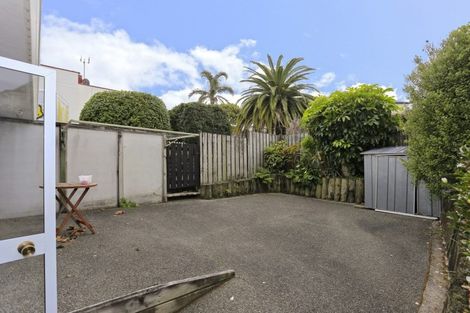 Photo of property in 2/19 Sixth Avenue, Tauranga, 3110