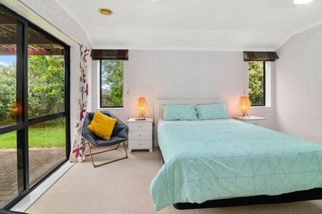 Photo of property in 33 Hoyte Place, Pukehangi, Rotorua, 3015