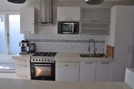 Photo of property in 24 Metcalfe Road, Ranui, Auckland, 0612