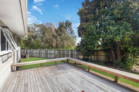 Photo of property in 69 Aquarius Drive, Kawaha Point, Rotorua, 3010