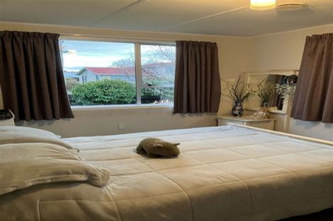 Photo of property in 14 Cross Street, Milton, 9220