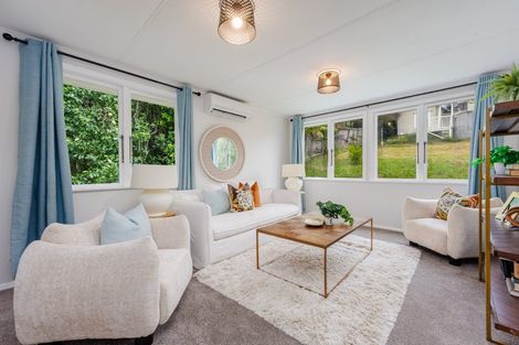 Photo of property in 27a Langton Road, Stanmore Bay, Whangaparaoa, 0932