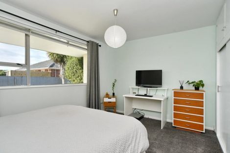 Photo of property in 3/90 Springs Road, Hornby, Christchurch, 8042