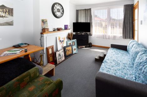 Photo of property in 1 Renwick Street, Seddon, 7210