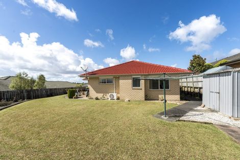 Photo of property in 4 Sandhurst Rise, Henderson, Auckland, 0612