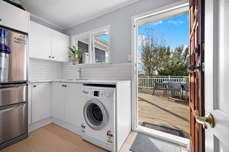 Photo of property in 1410 Old North Road, Helensville, 0875