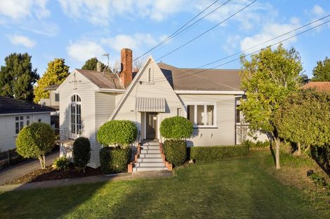 Photo of property in 12 Hillcrest Road, Hillcrest, Hamilton, 3216
