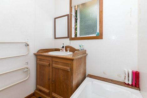 Photo of property in 34 Station Street, Tirau, 3410