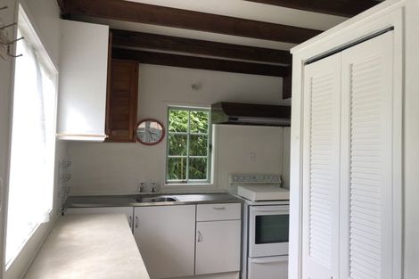 Photo of property in 1/8 Abbeygate Street, Birkdale, Auckland, 0626