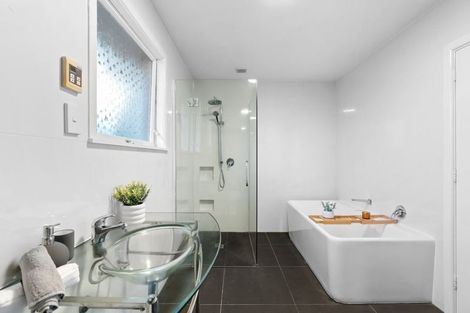 Photo of property in 142 Highsted Road, Casebrook, Christchurch, 8051