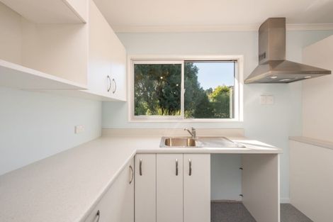 Photo of property in 28 Woolwich Close, Whitby, Porirua, 5024