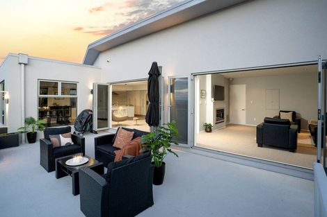 Photo of property in 8 Quarry Hill Terrace, Kennedys Bush, Christchurch, 8025